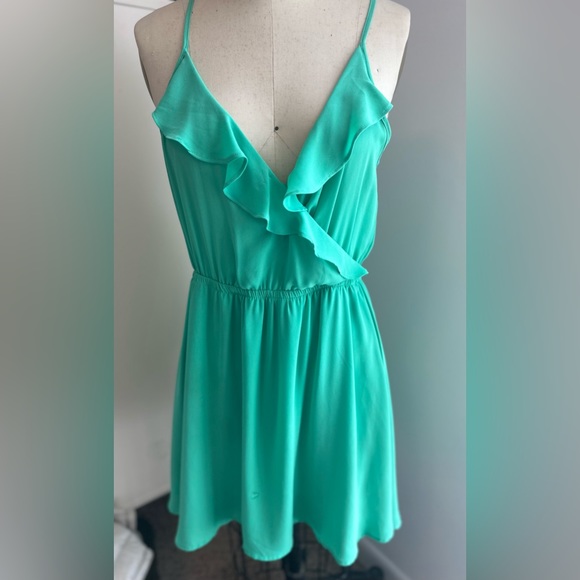 Lush mini ruffle dress - Picture 1 of 5